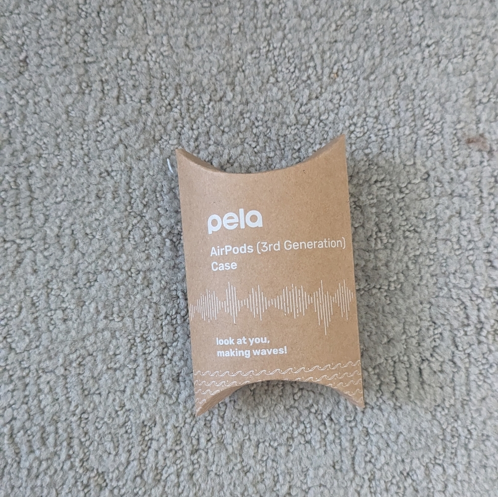 NWT Pela Airpod 3rd Generation case